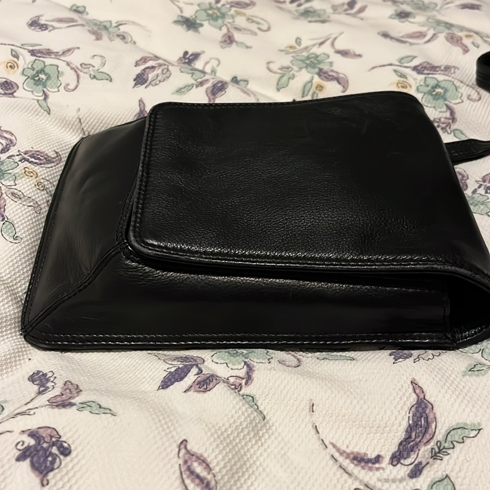 Ili New York black molded leather crossbody bag